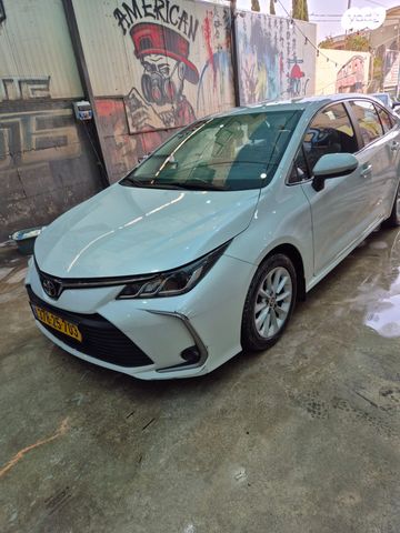 מודעת רכב טויוטה קורולה