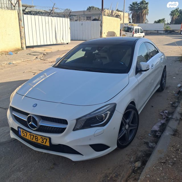 מודעת רכב מרצדס-בנץ CLA