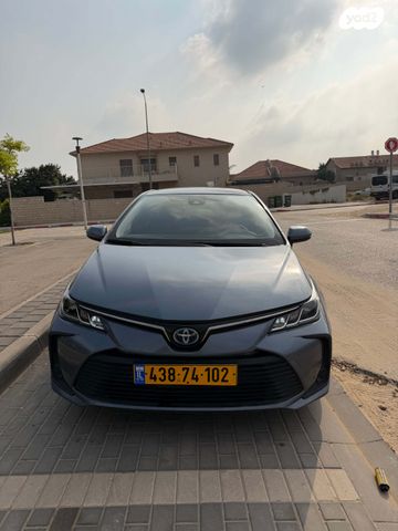 טויוטה קורולה