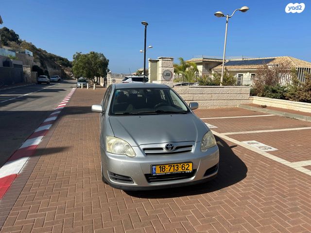 טויוטה קורולה