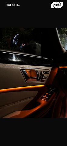 מודעת רכב מרצדס-בנץ E-class