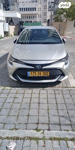 טויוטה קורולה