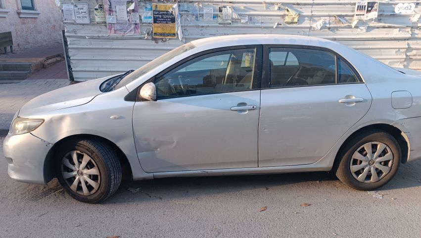 מודעת רכב טויוטה קורולה