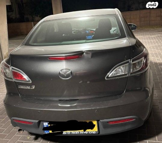 מאזדה 3