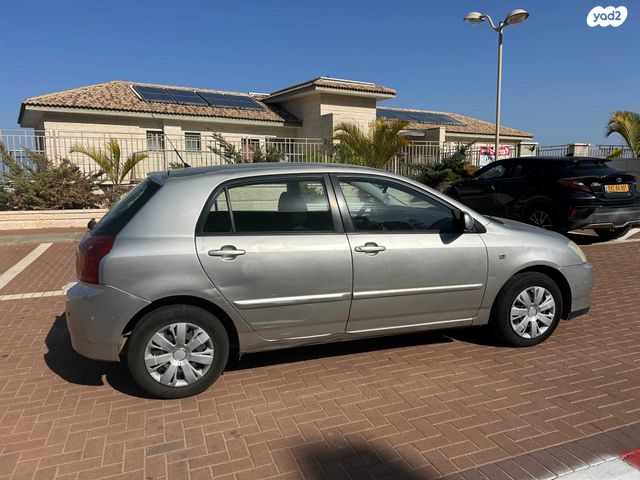 טויוטה קורולה