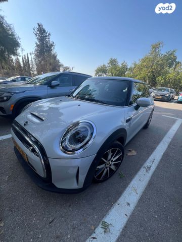 מודעת רכב מיני קופר SE (חשמלית)