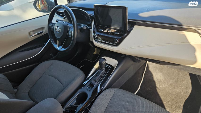 טויוטה קורולה