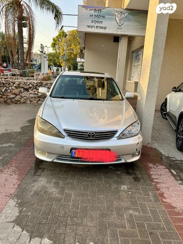 מודעת רכב טויוטה קאמרי