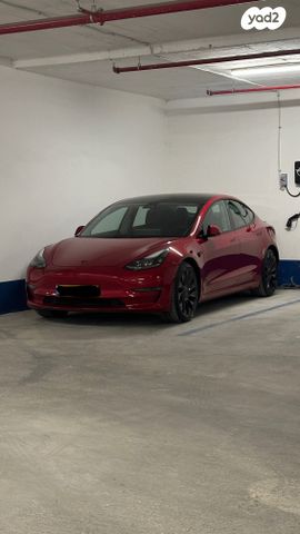 מודעת רכב טסלה מודל 3