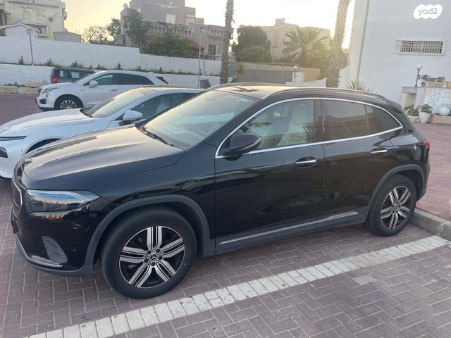 מרצדס-בנץ EQA