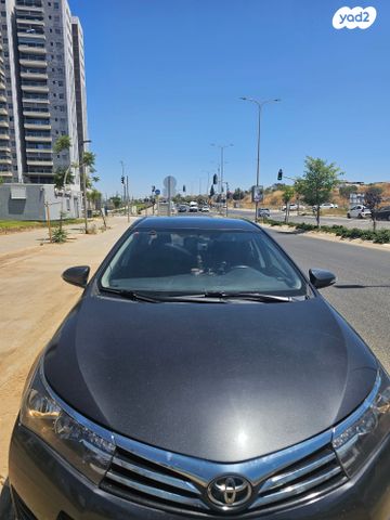 טויוטה קורולה