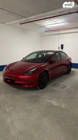 טסלה מודל 3