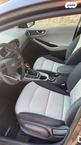 יונדאי איוניק