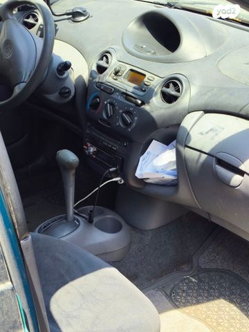 מודעת רכב טויוטה יאריס