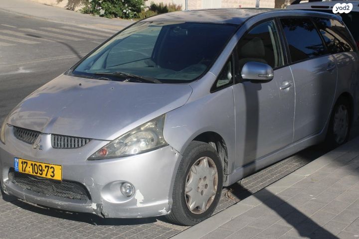 מודעת רכב מיצובישי גרנדיס