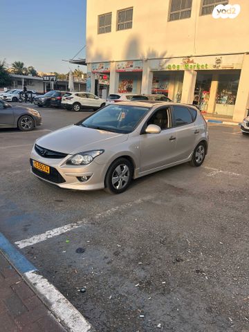 יונדאי i30