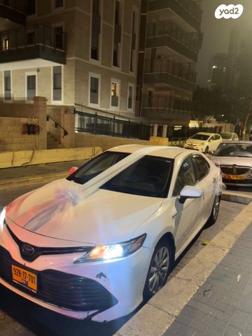 מודעת רכב טויוטה קאמרי
