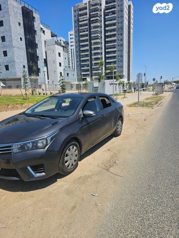 טויוטה קורולה