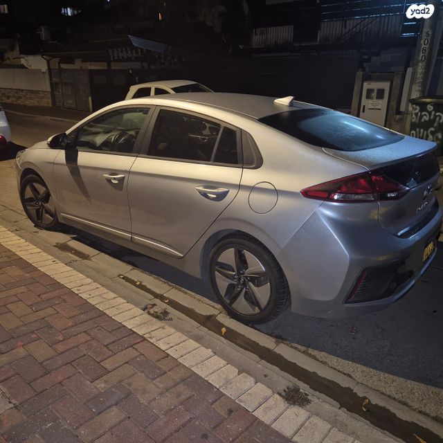 יונדאי איוניק