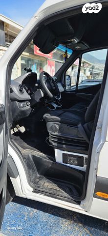 מודעת רכב מרצדס-בנץ ספרינטר