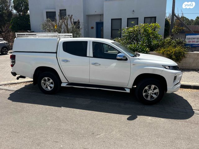 מיצובישי טרייטון / L200