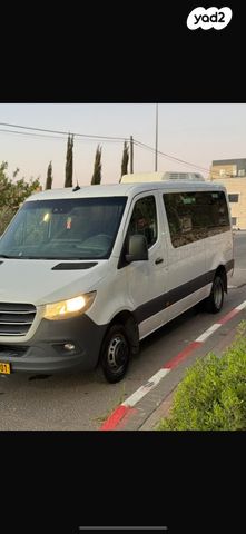 מודעת רכב מרצדס-בנץ ספרינטר