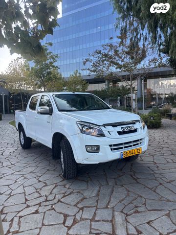 איסוזו די-מקס