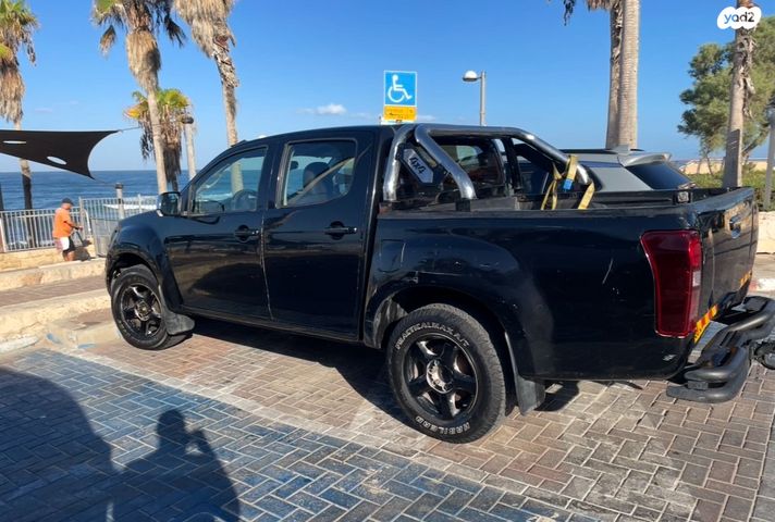 מודעת רכב איסוזו די-מקס