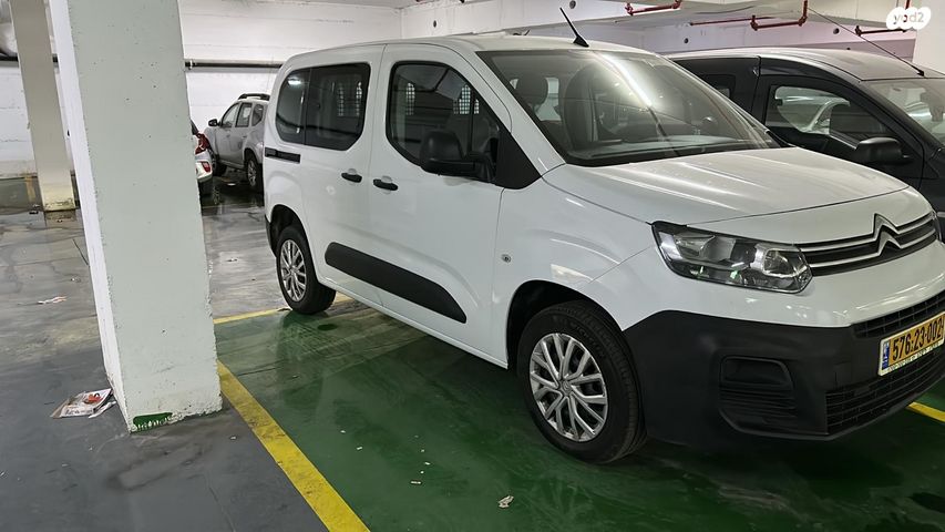 מודעת רכב סיטרואן ברלינגו