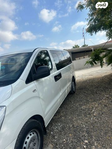 יונדאי H-1 / i800