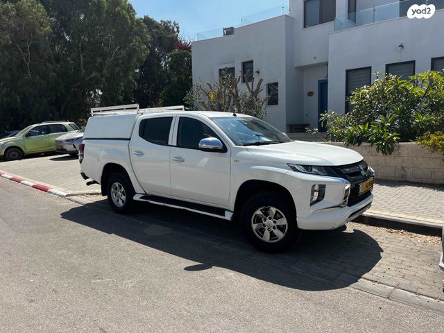 מודעת רכב מיצובישי טרייטון / L200