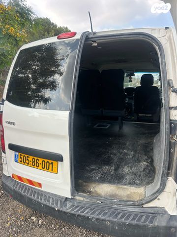 יונדאי H-1 / i800