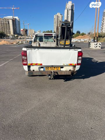 איסוזו די-מקס