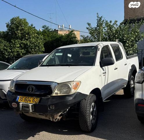 מודעת רכב טויוטה היילקס