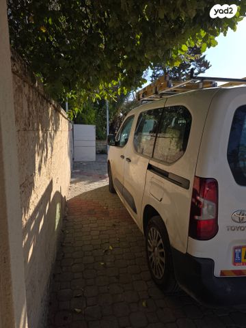 טויוטה פרואייס סיטי