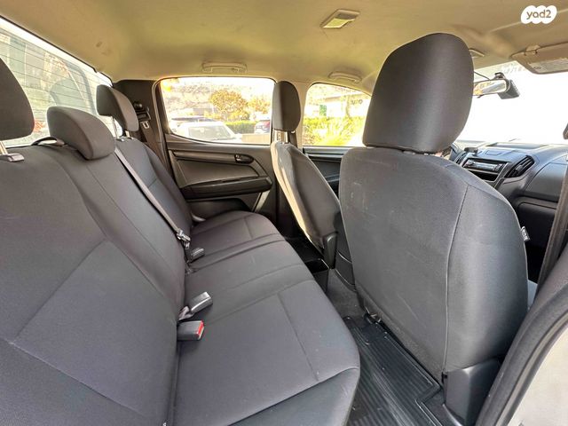 איסוזו די-מקס