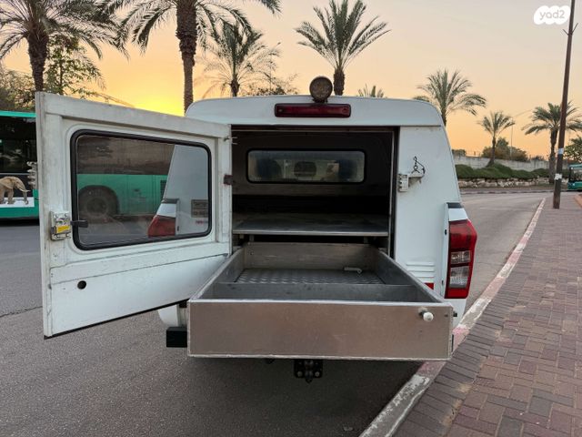 איסוזו די-מקס