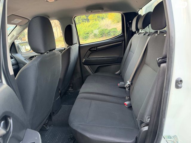 איסוזו די-מקס