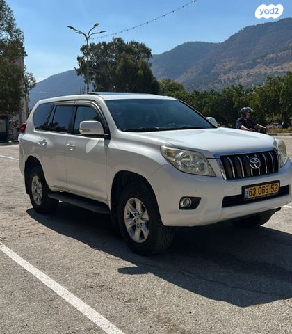 טויוטה לנד קרוזר