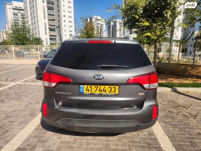 מודעת רכב קיה סורנטו
