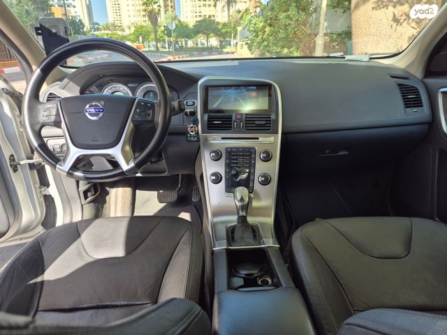 מודעת רכב וולוו XC60