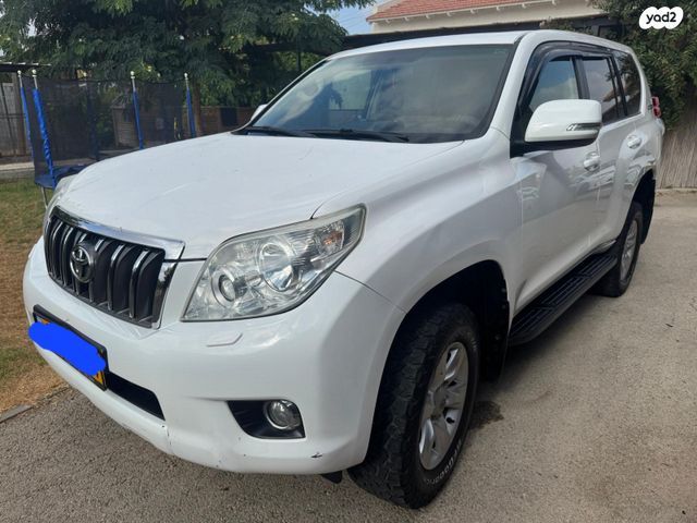 טויוטה לנד קרוזר