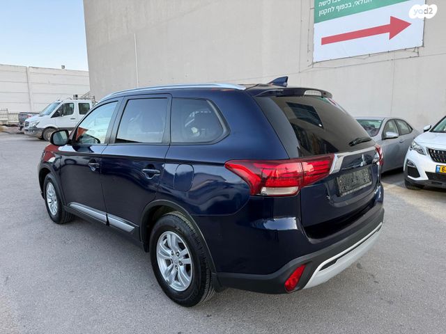 מיצובישי אאוטלנדר