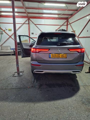 מיצובישי אאוטלנדר