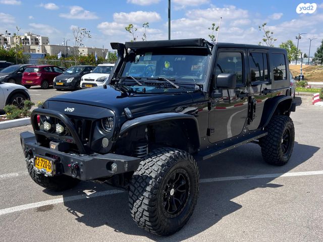 מודעת רכב ג'יפ רנגלר