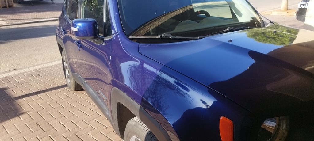 מודעת רכב ג'יפ רנגייד