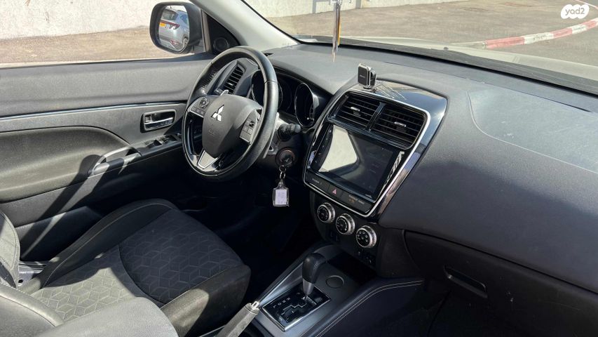 מיצובישי ASX