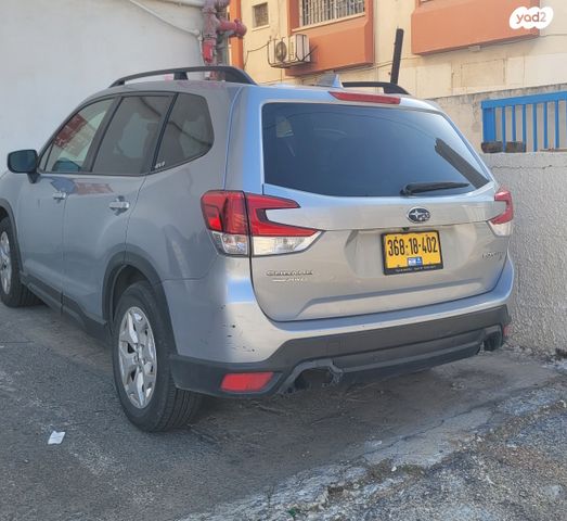 סובארו פורסטר