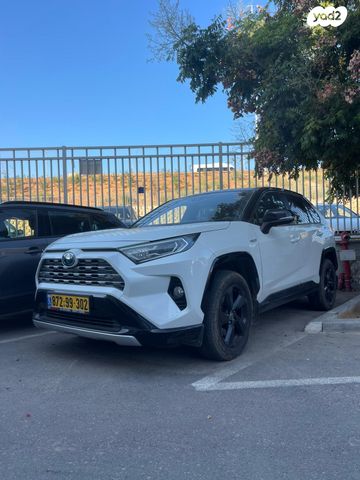 מודעת רכב טויוטה RAV4
