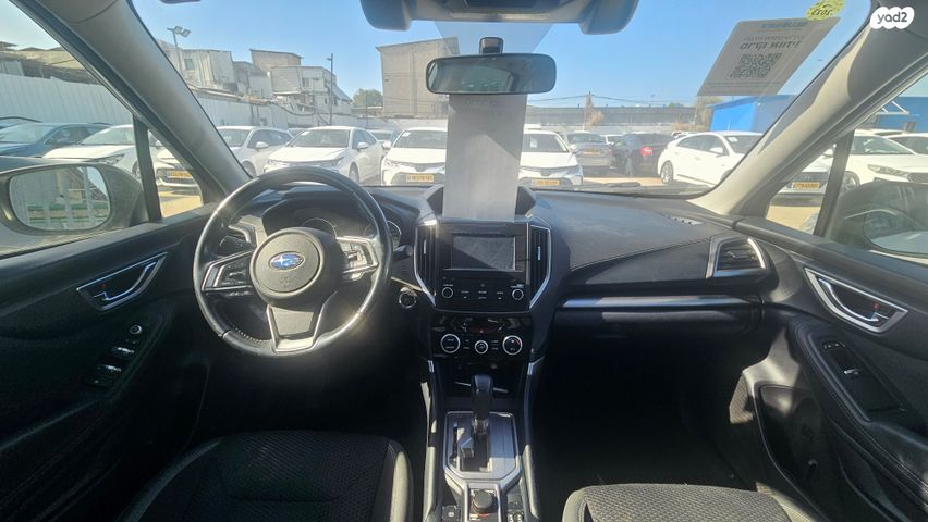 סובארו פורסטר